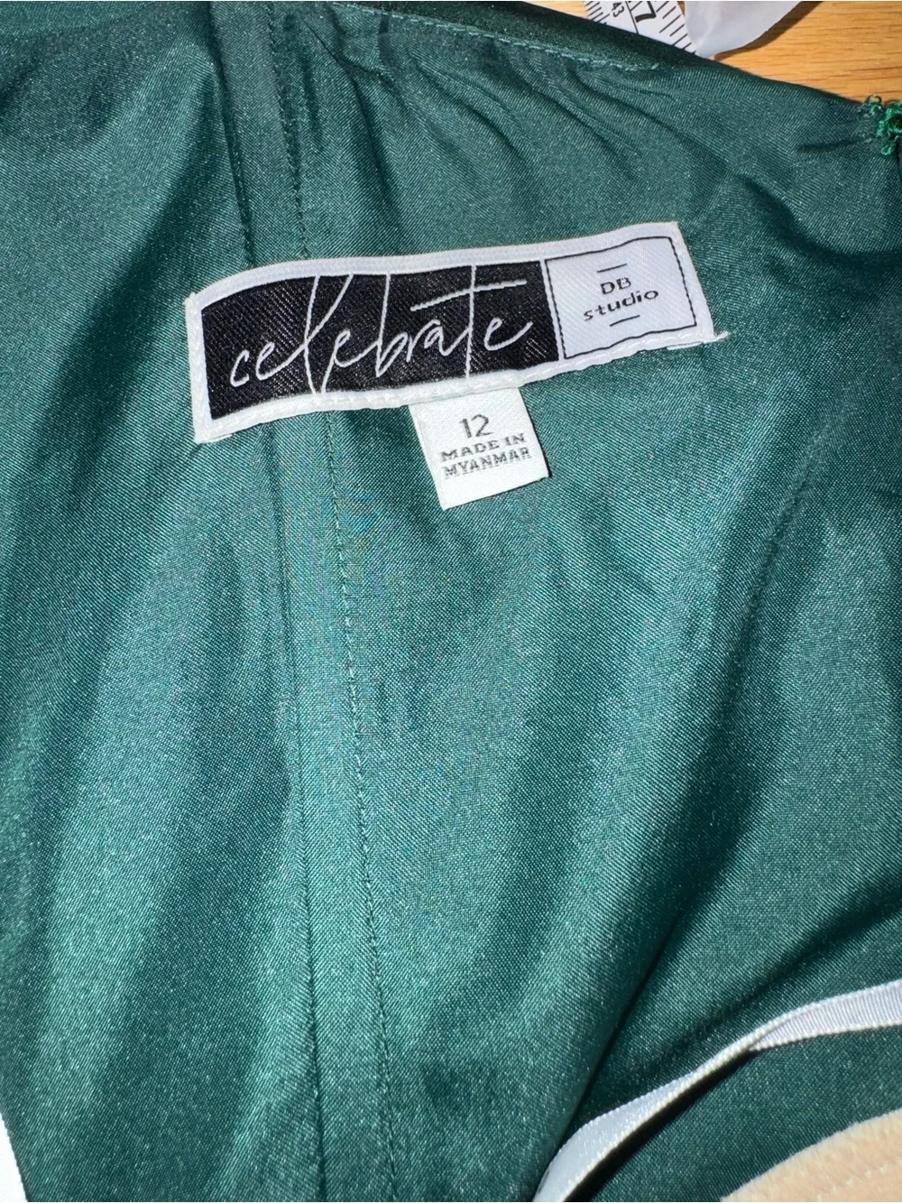 Elegant Emerald Green Satin Evening Gown size 12 - Picture 3 of 7